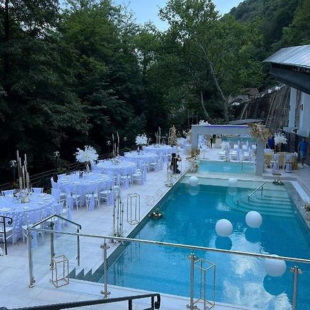 Hotel Holiday Maria Băile Herculane Eksteriør bilde