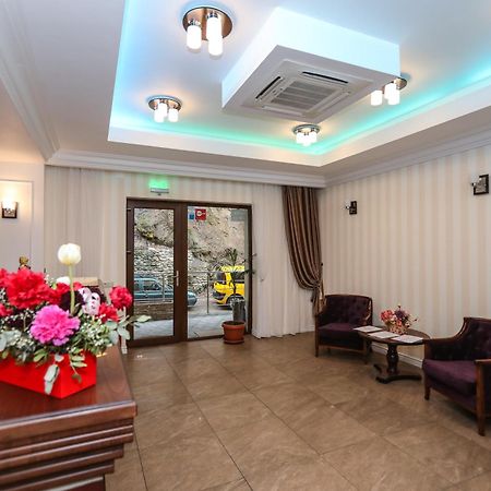 Hotel Holiday Maria Băile Herculane Eksteriør bilde