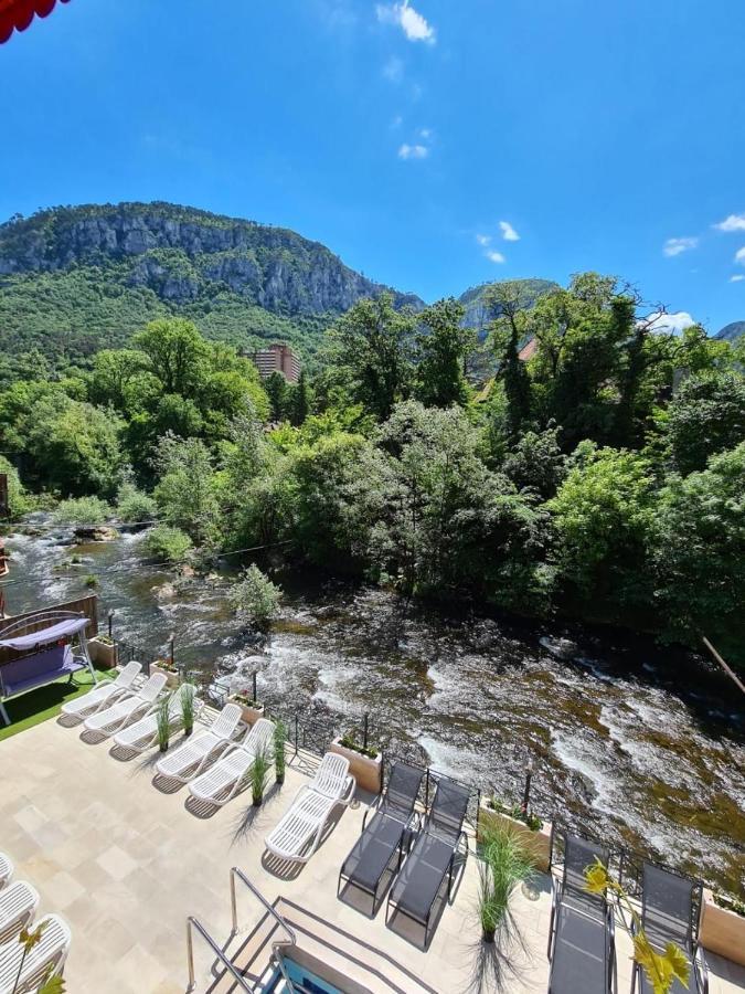 Hotel Holiday Maria Băile Herculane Eksteriør bilde