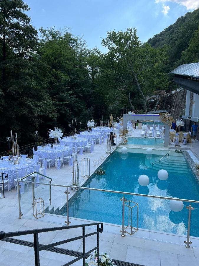 Hotel Holiday Maria Băile Herculane Eksteriør bilde