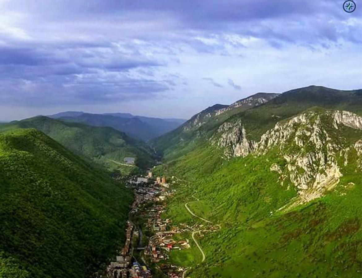 Hotel Holiday Maria Băile Herculane Eksteriør bilde