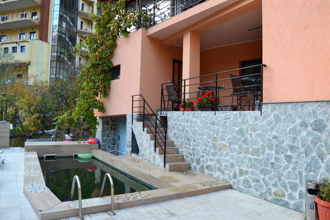 Hotel Holiday Maria Băile Herculane Eksteriør bilde